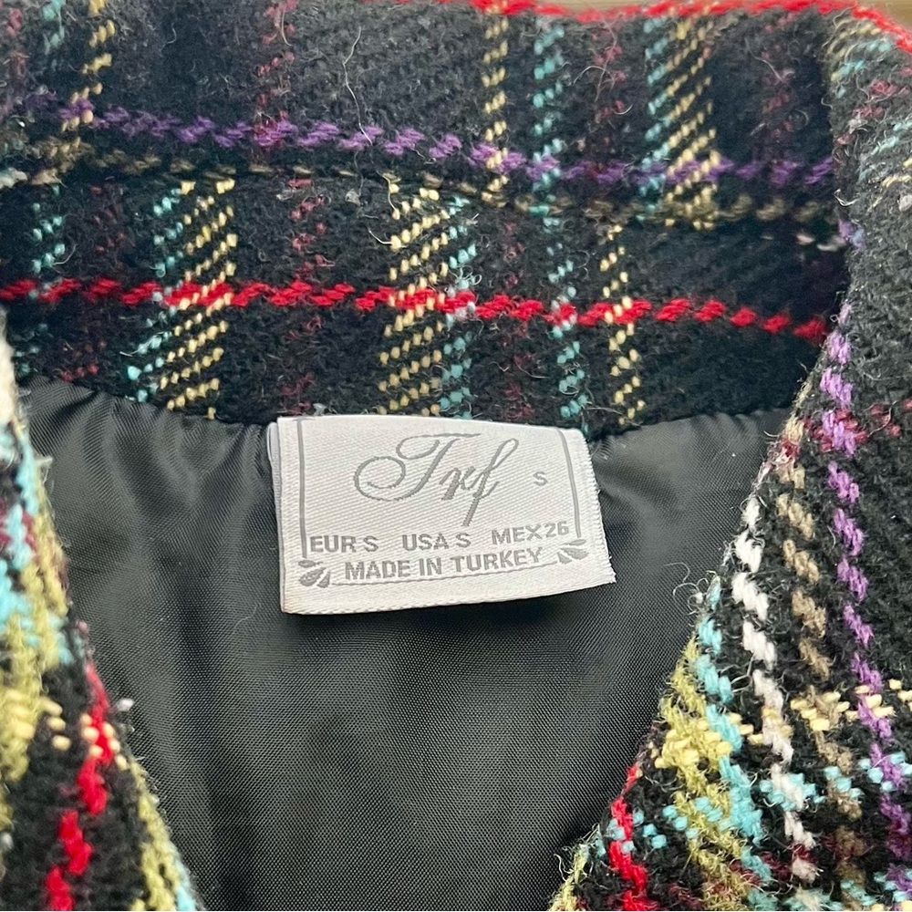 SOLD Vintage Plaid Pea Coat - Picture 5 of 14